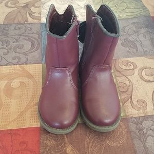 Girl's Cat&Jack size 9 boots